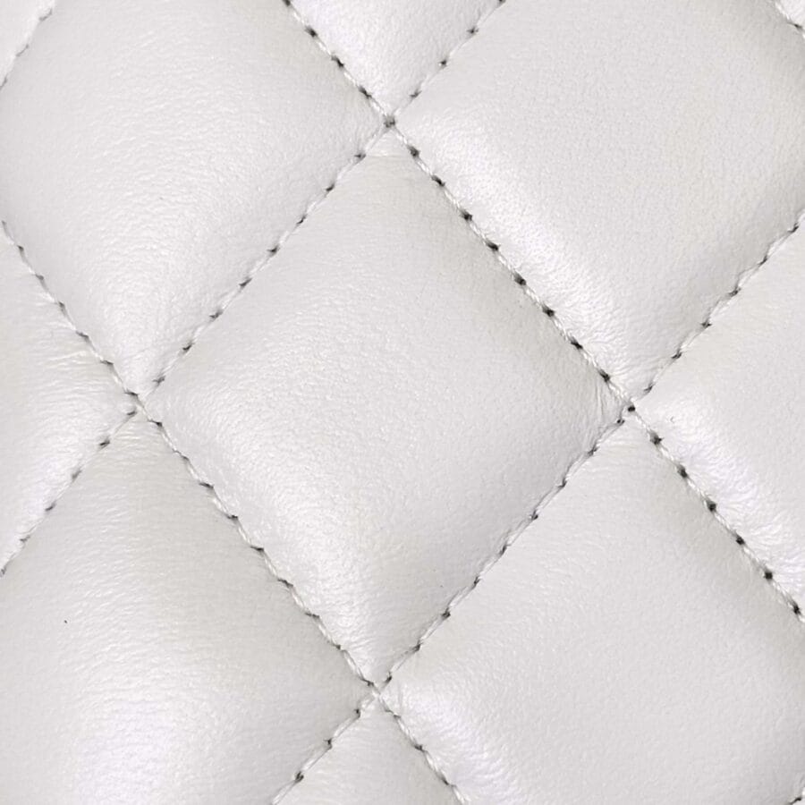 Túi Xách Chanel Vanity Lambskin quai Vàng màu Trắng - Image 7