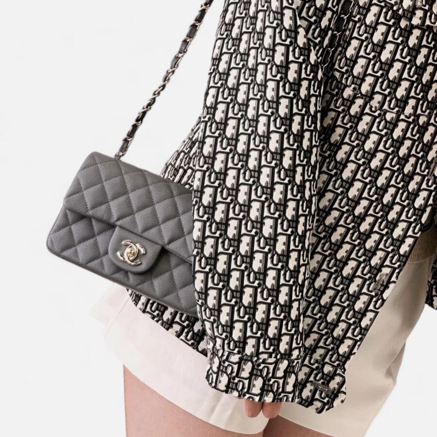 Túi Xách Chanel Classic Flap Medium Da Lychee Màu Xám Đậm - Image 3