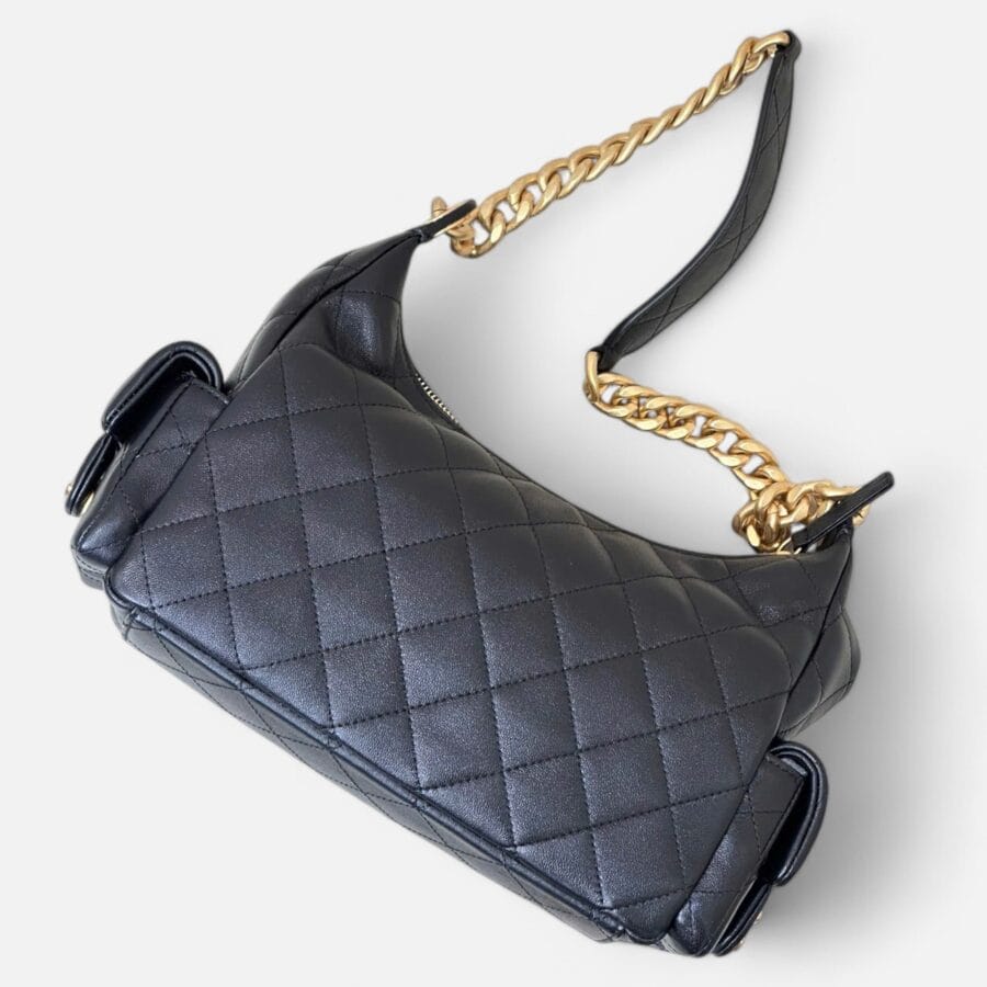 Túi xách Chanel 25C Hobo màu đen da lamb - Image 2