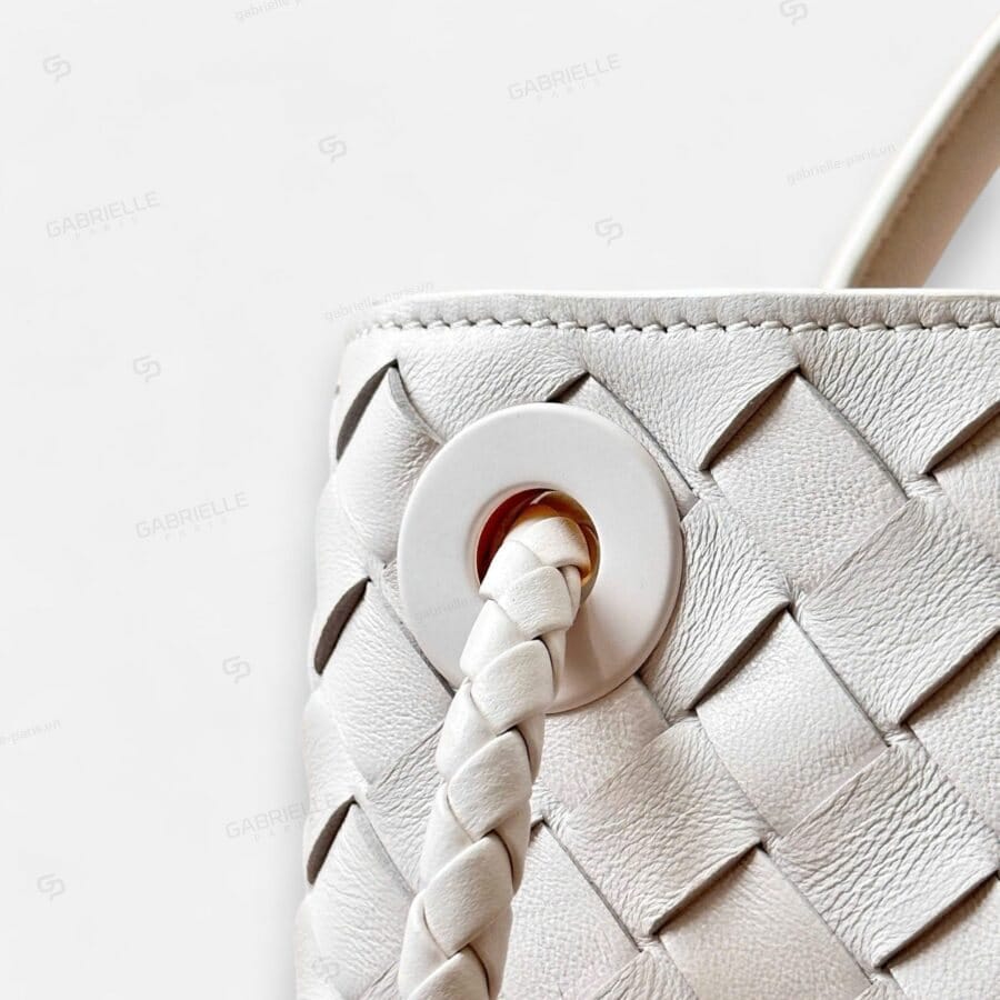 Túi xách Bottega Veneta Andiamo màu Trắng da Cừu Nappa - Image 5