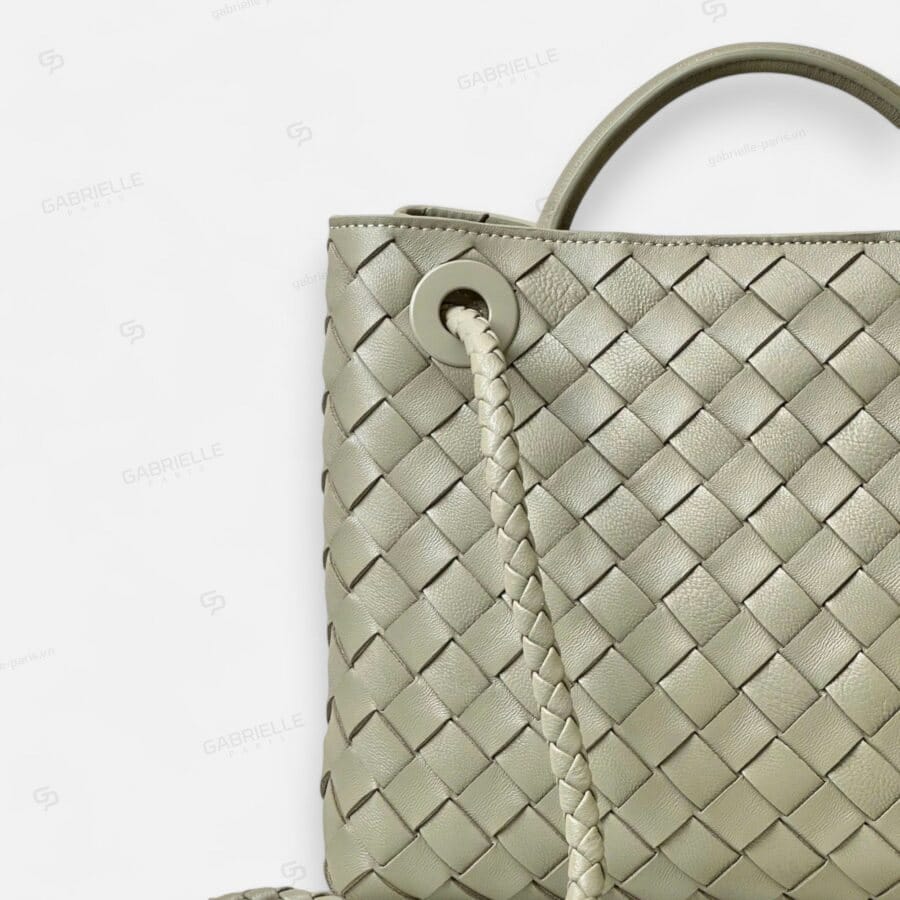 Túi xách Bottega Veneta Andiamo màu Xanh Oliu da Cừu Nappa - Image 7