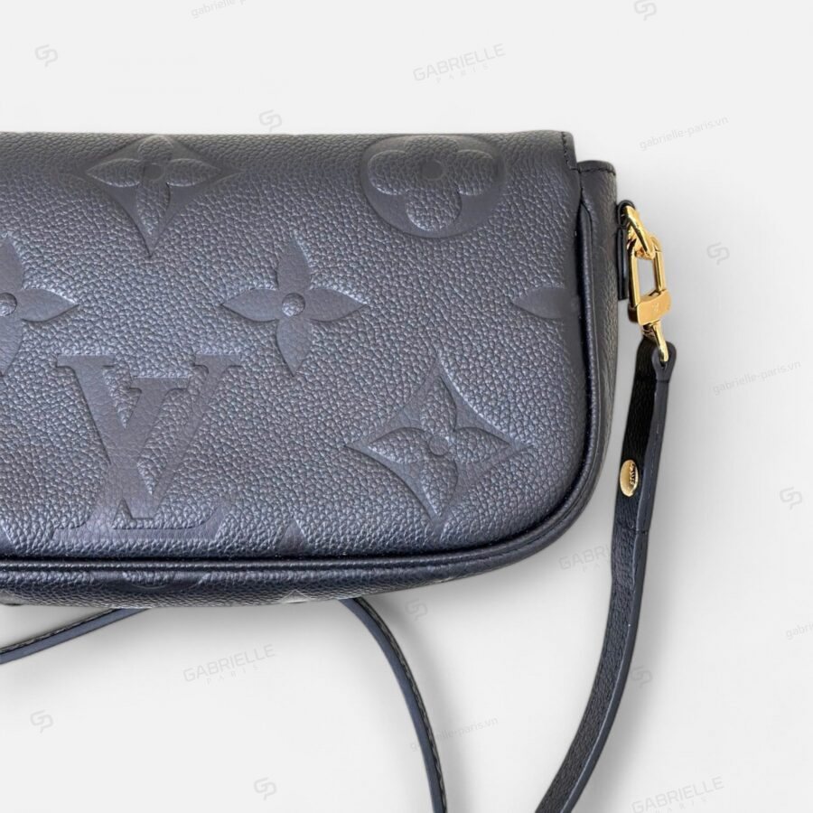 Túi xách Louis Vuitton Ivy WOC Monogram Empreinte màu Đen - Image 3