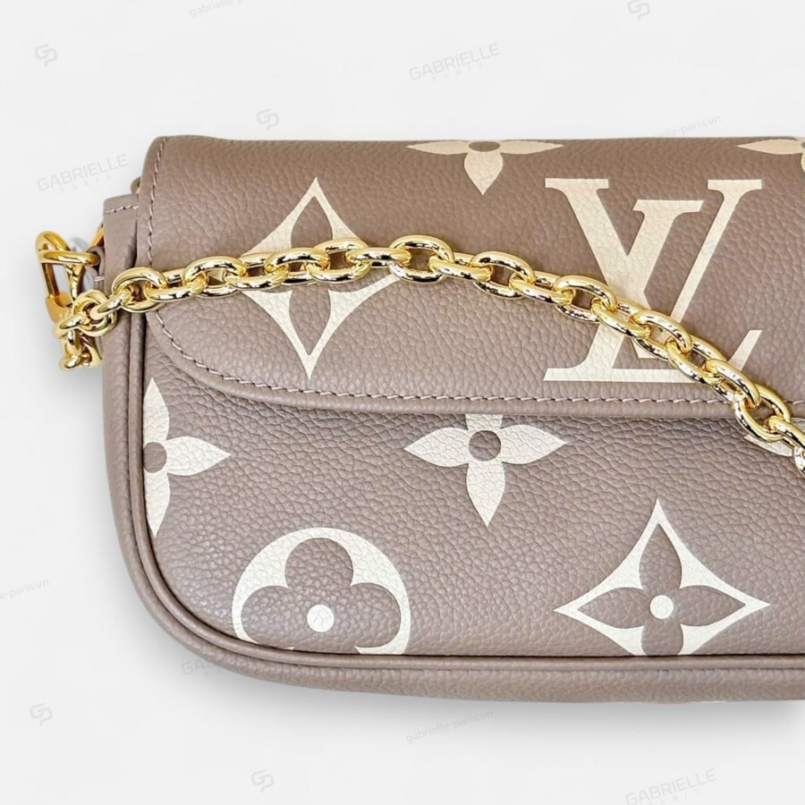 Túi xách Louis Vuitton Ivy WOC Monogram Empreinte màu Xám - Image 4